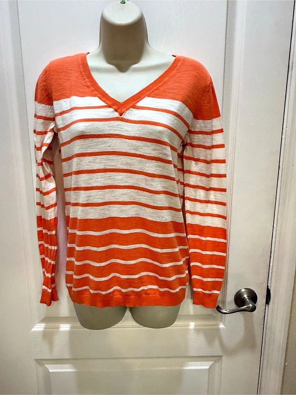Banana Republic Striped V-Neck Sweater in Orange & White Medium